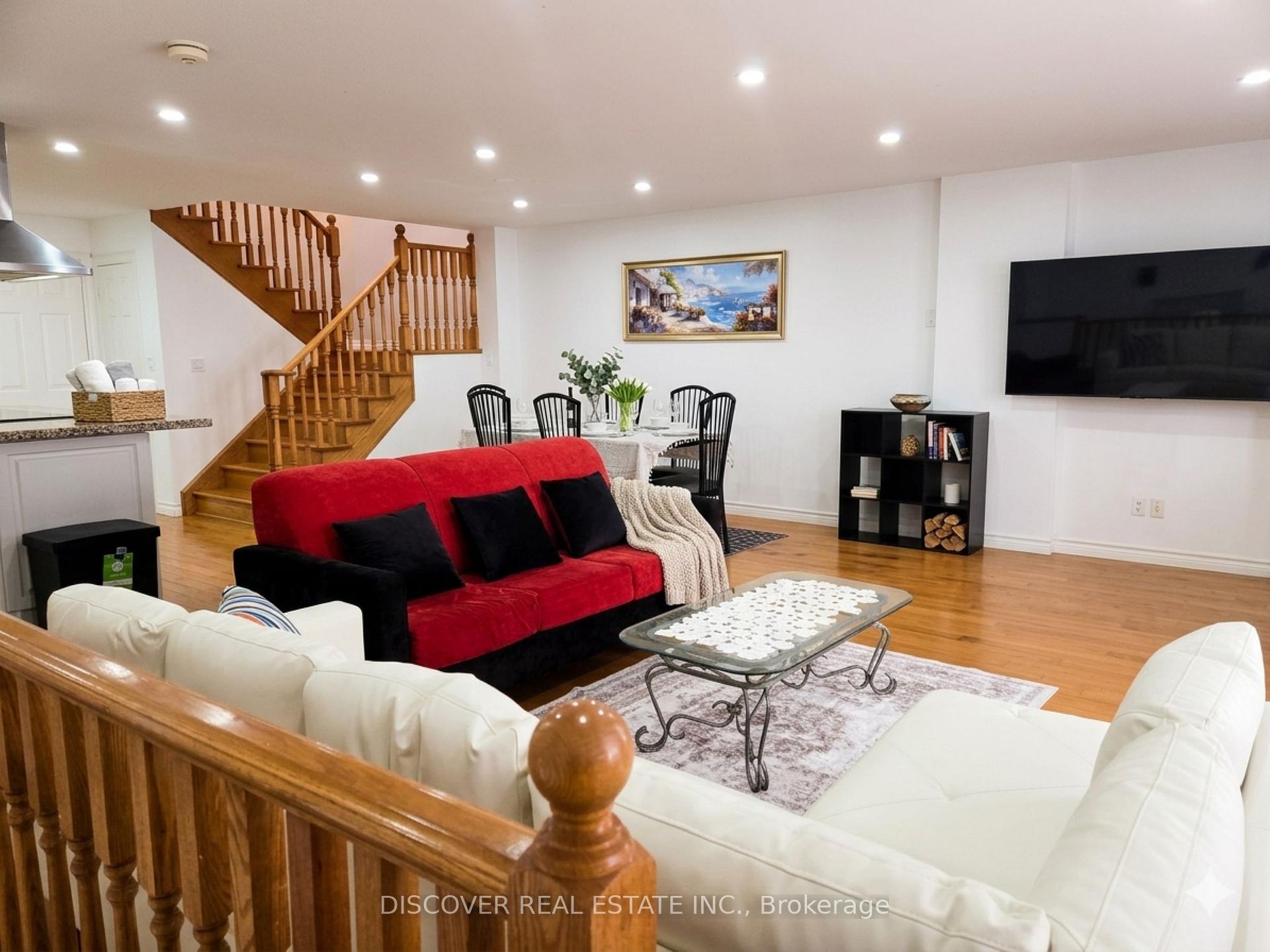 Photo 44 of 963 Hampton Crescent, Mississauga, Lakeview — HOMEH