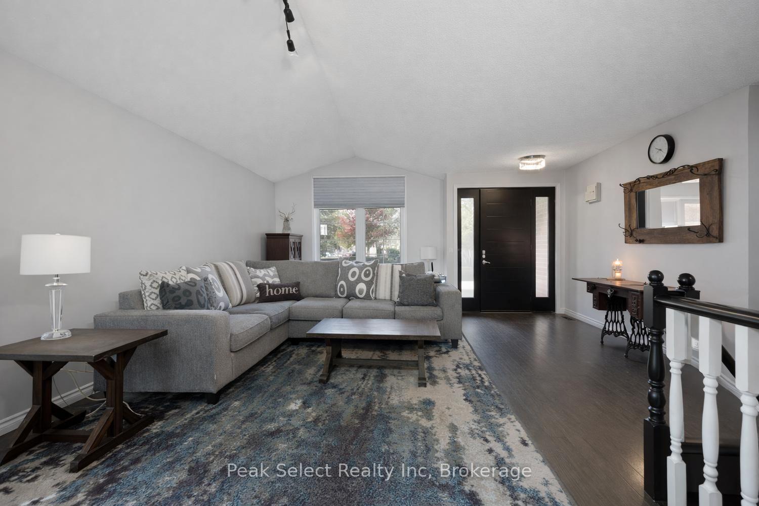 Photo 25 of 57 Parkhaven Crescent, St. Marys — HOMEH