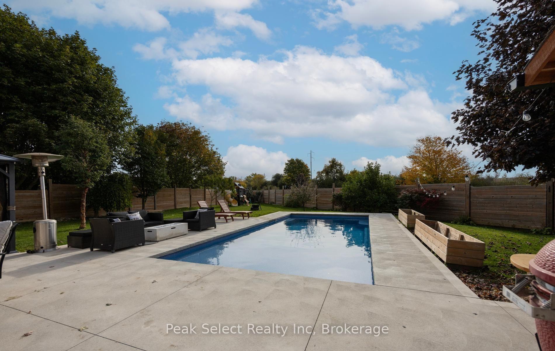 Photo 67 of 57 Parkhaven Crescent, St. Marys — HOMEH