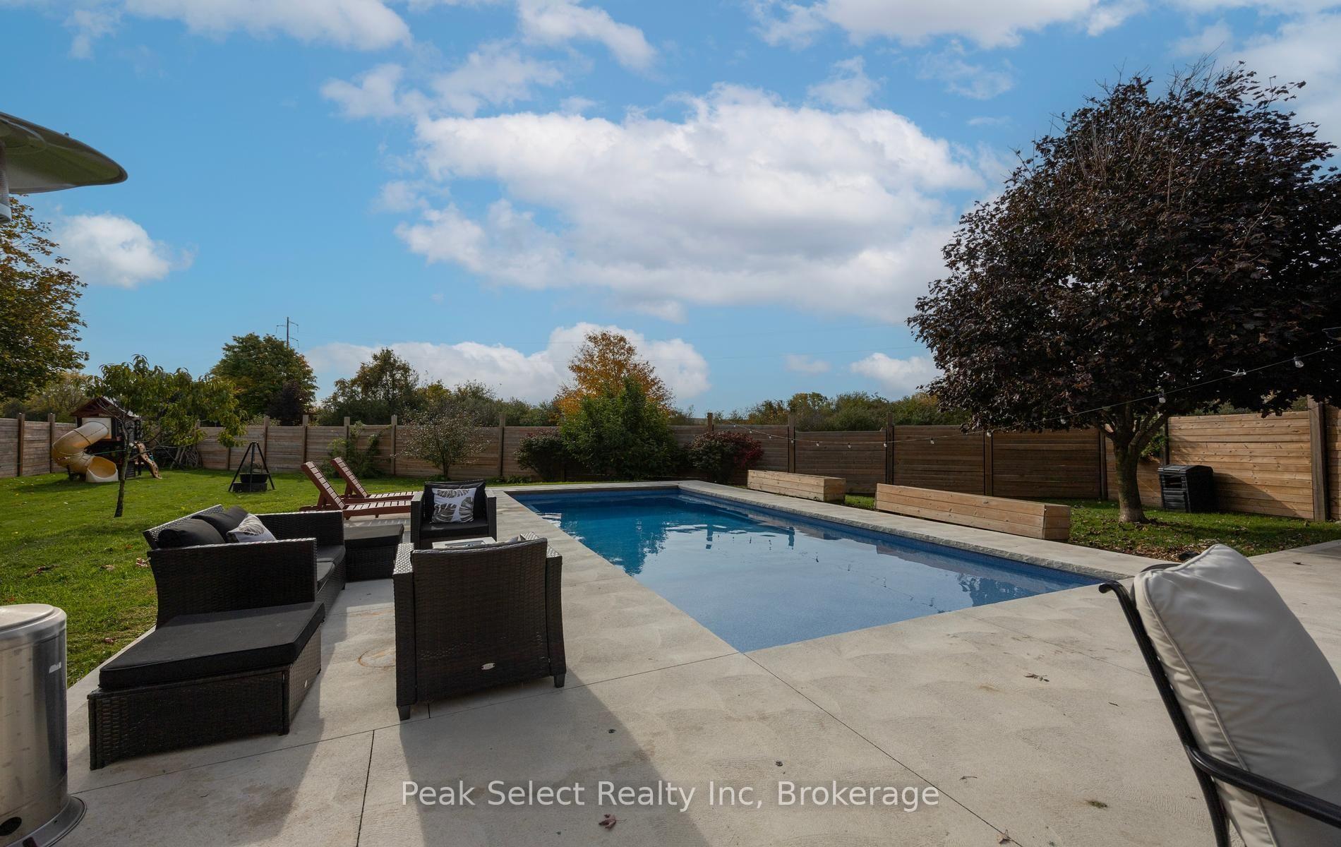 Photo 69 of 57 Parkhaven Crescent, St. Marys — HOMEH