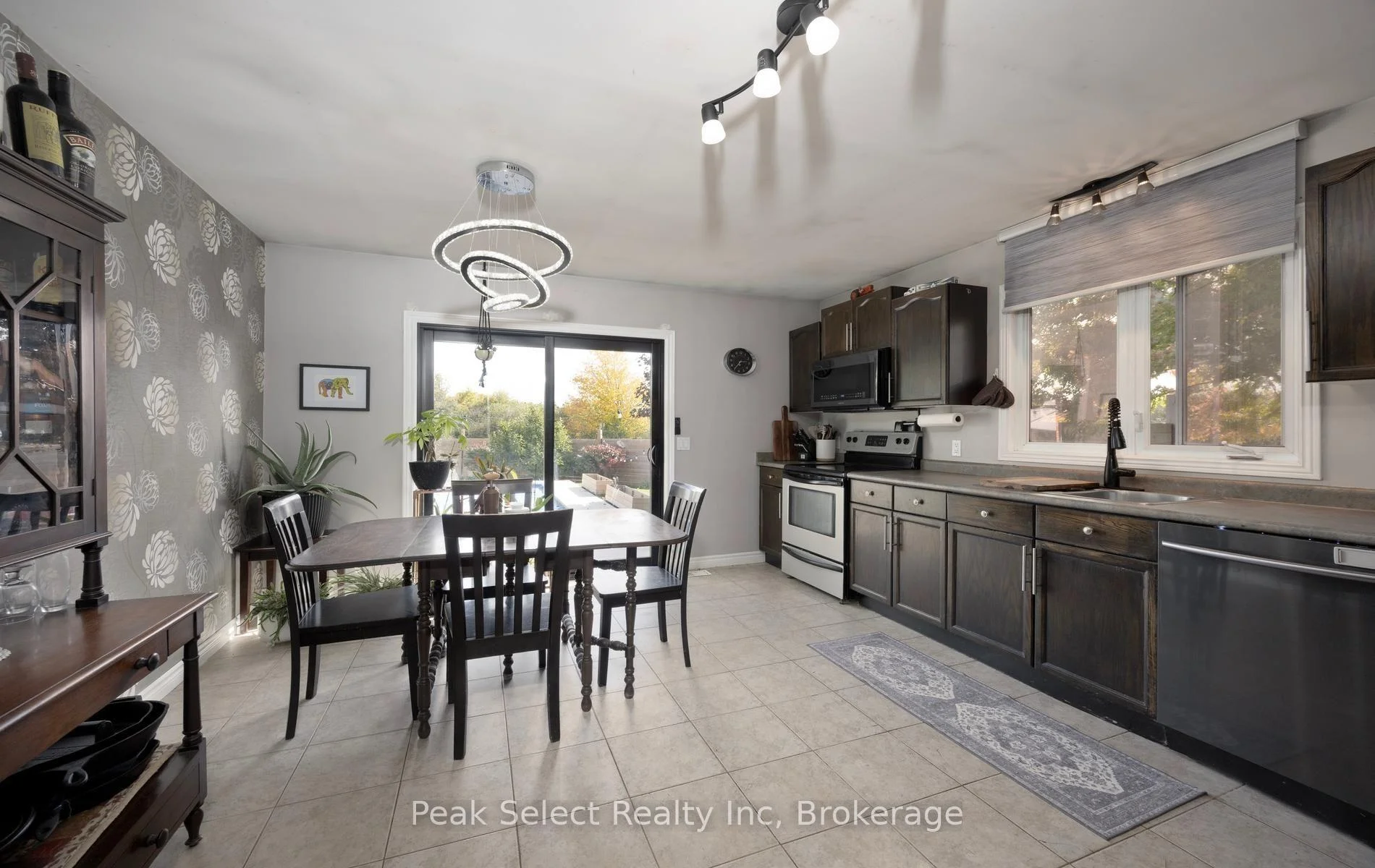 Photo 48 of 57 Parkhaven Crescent, St. Marys — HOMEH