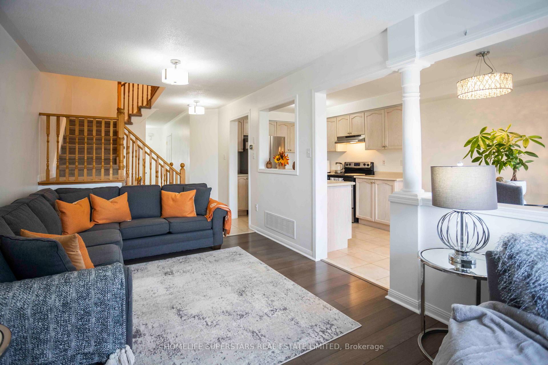 Photo 5 of 76 Longueuil Place, Whitby, Pringle Creek — HOMEH