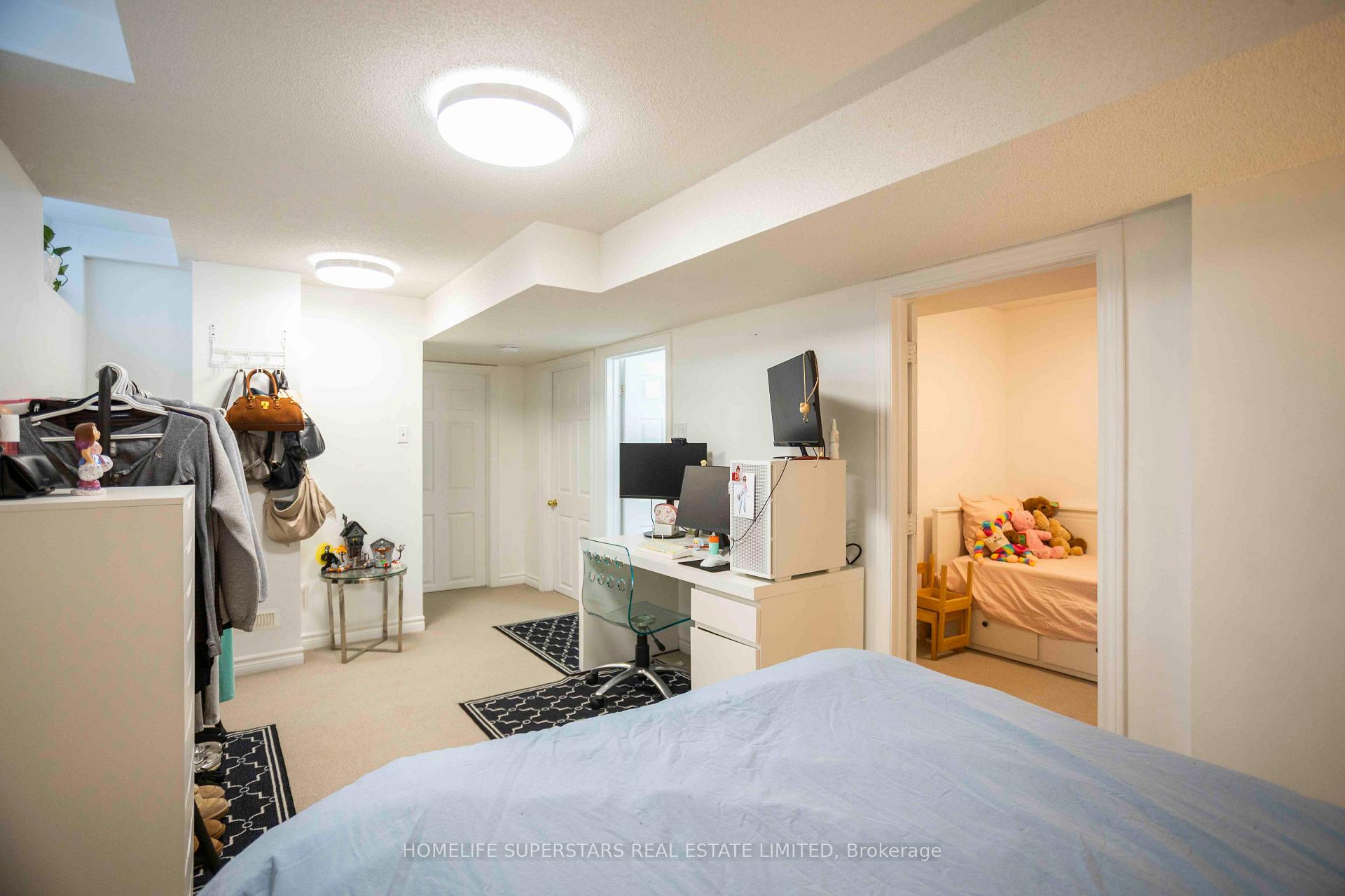 Photo 16 of 76 Longueuil Place, Whitby, Pringle Creek — HOMEH