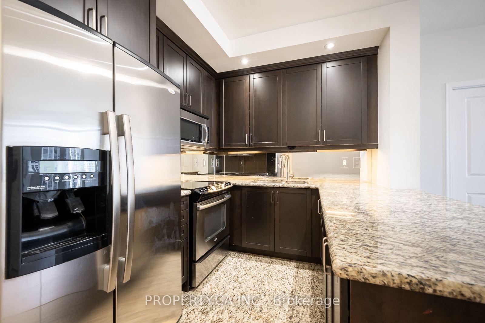 Photo 23 of Unit 2103, 628 Fleet Street, Toronto, Niagara — HOMEH