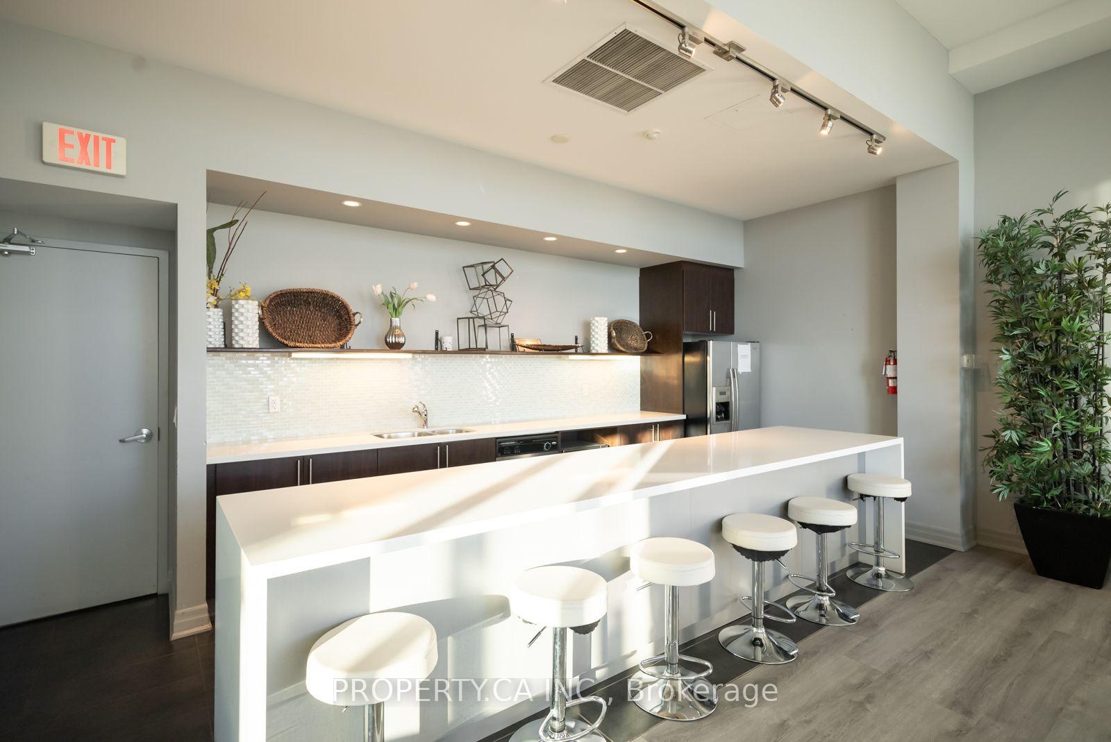 Photo 36 of Unit 2103, 628 Fleet Street, Toronto, Niagara — HOMEH