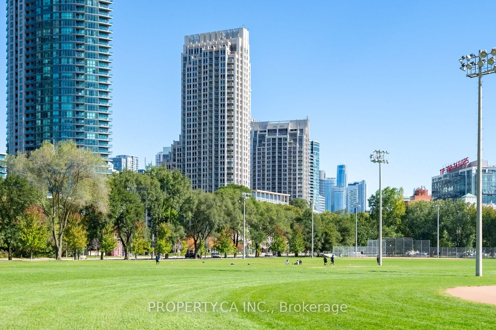 Photo 41 of Unit 2103, 628 Fleet Street, Toronto, Niagara — HOMEH