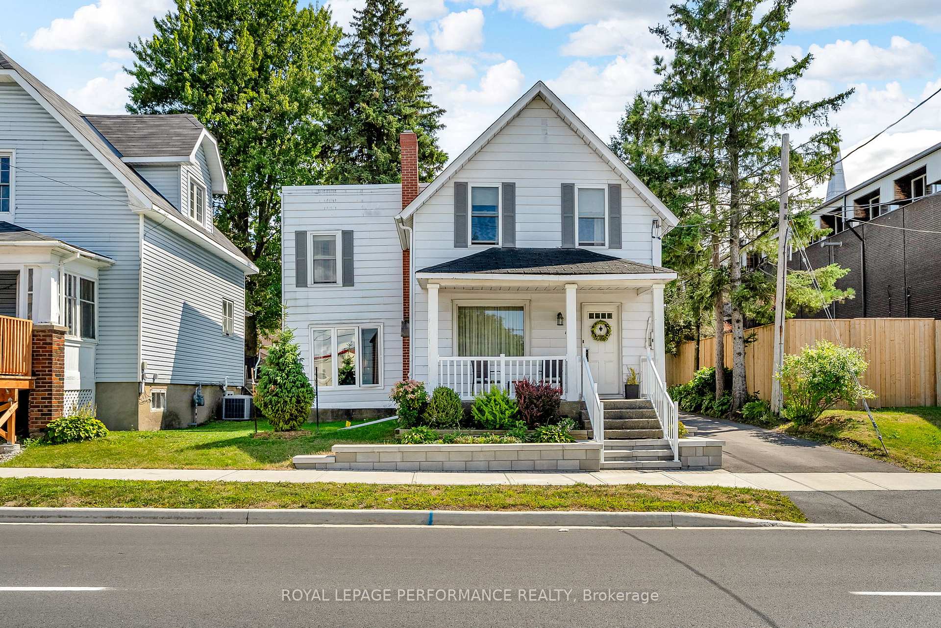 Photo of 20 Fifth Street W