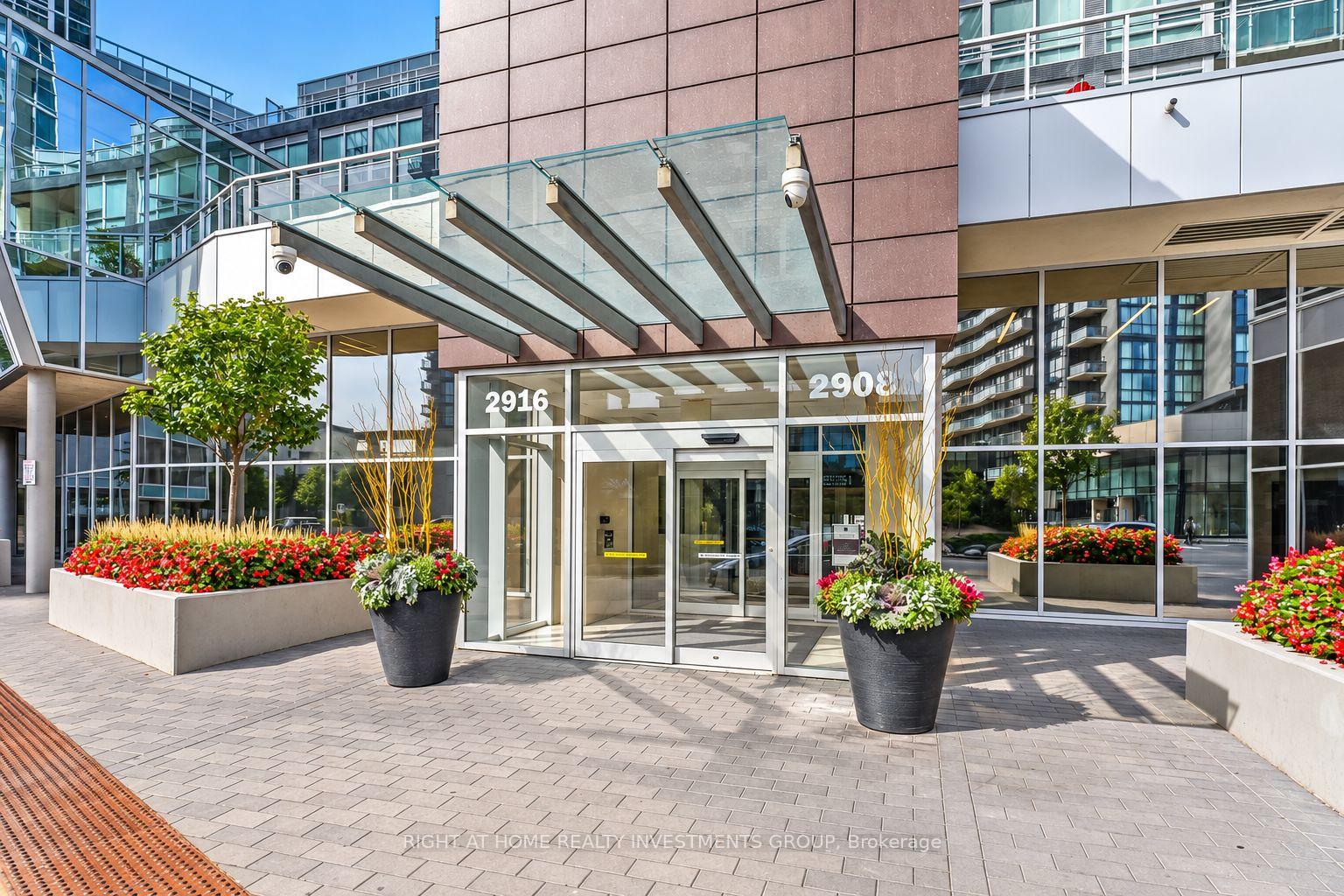Photo 2 of Unit 3305, 2916 Highway 7, Vaughan, Concord — HOMEH