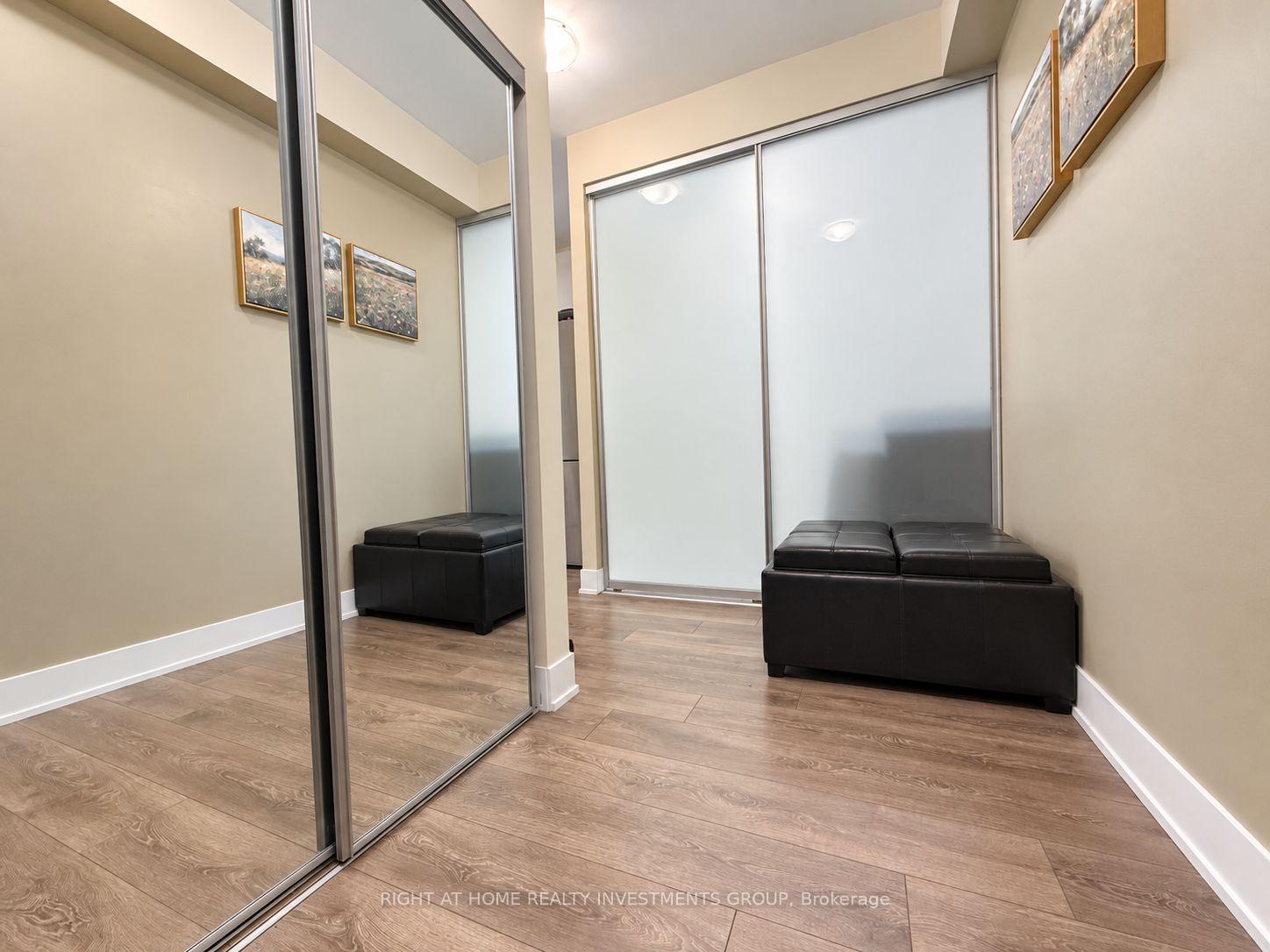 Photo 5 of Unit 3305, 2916 Highway 7, Vaughan, Concord — HOMEH