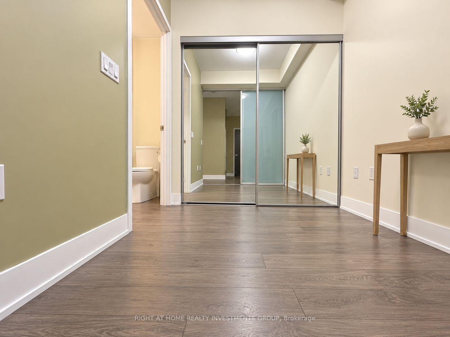 Photo 6 of Unit 3305, 2916 Highway 7, Vaughan, Concord — HOMEH