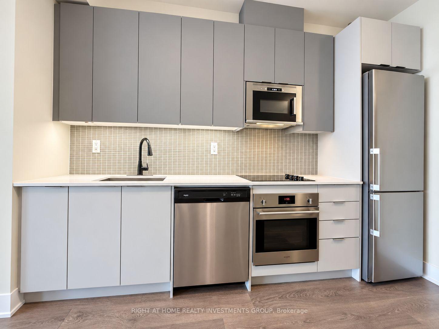 Photo 10 of Unit 3305, 2916 Highway 7, Vaughan, Concord — HOMEH