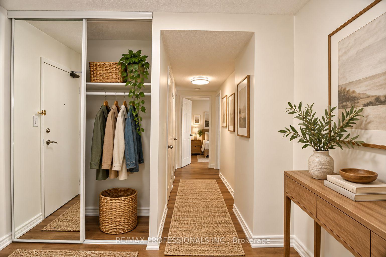 Photo 2 of Unit 210, 350 Webb Drive, Mississauga, City Centre — HOMEH
