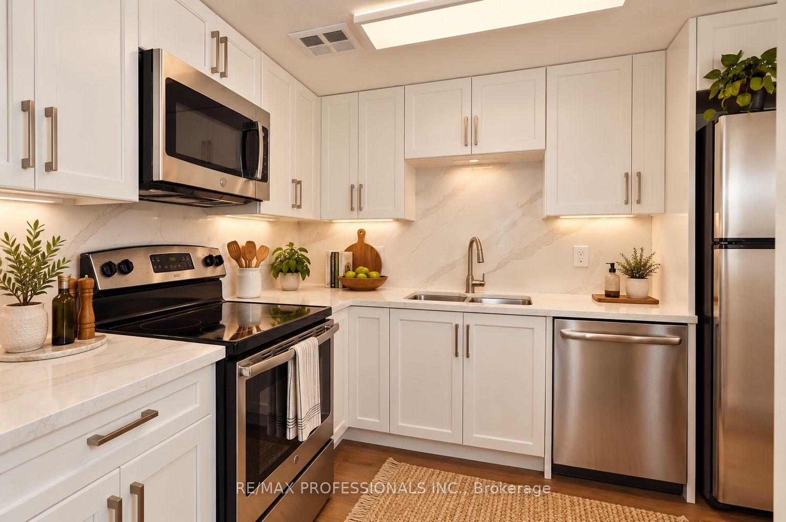 Photo 4 of Unit 210, 350 Webb Drive, Mississauga, City Centre — HOMEH