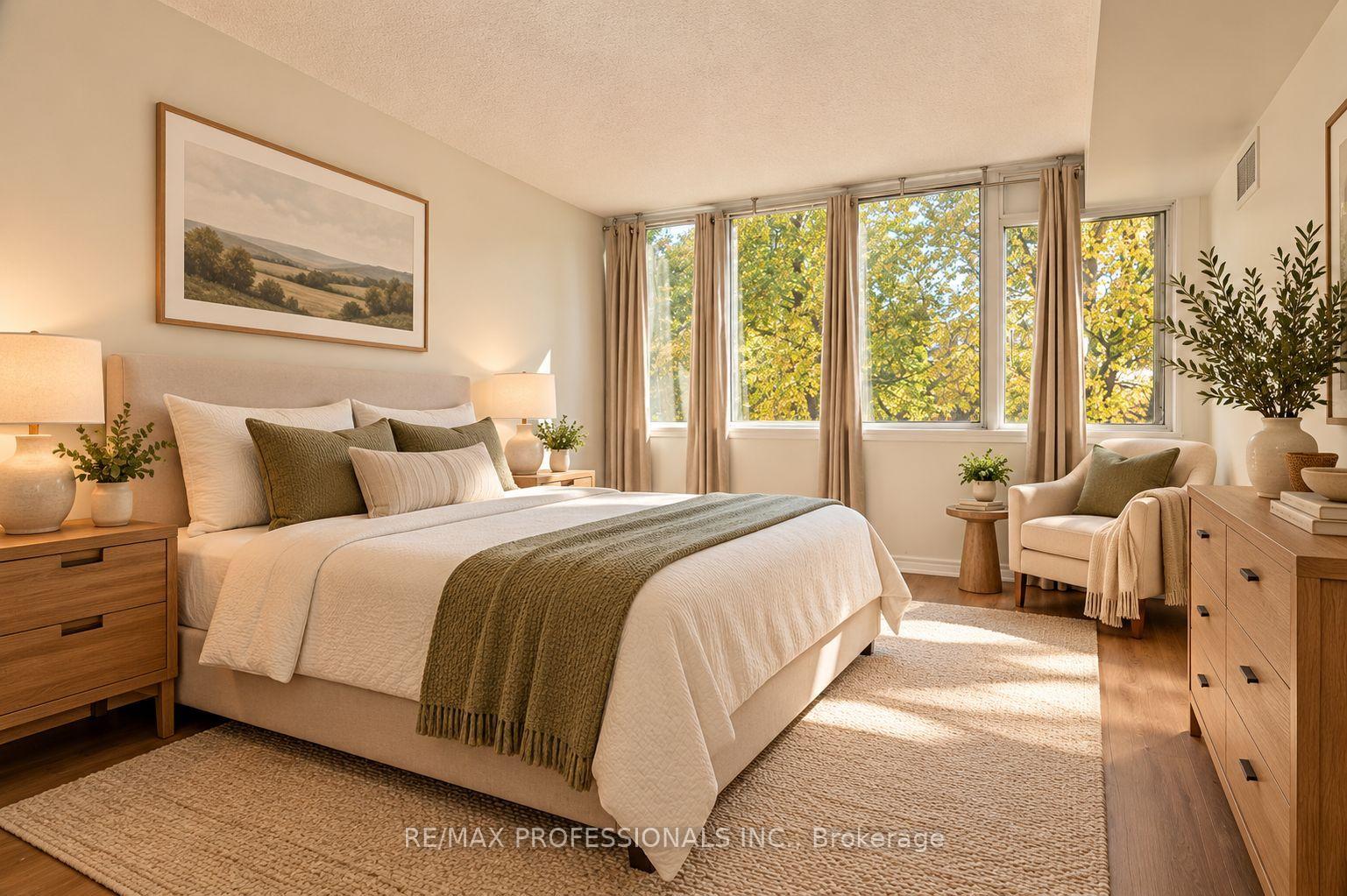 Photo 9 of Unit 210, 350 Webb Drive, Mississauga, City Centre — HOMEH
