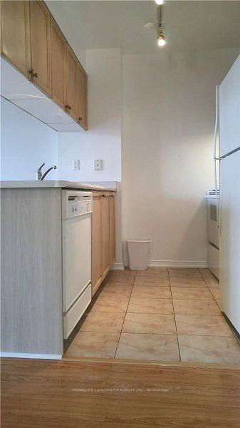 Photo 6 of Unit 601, 889 Bay Street, Toronto, Bay Street Corridor — HOMEH