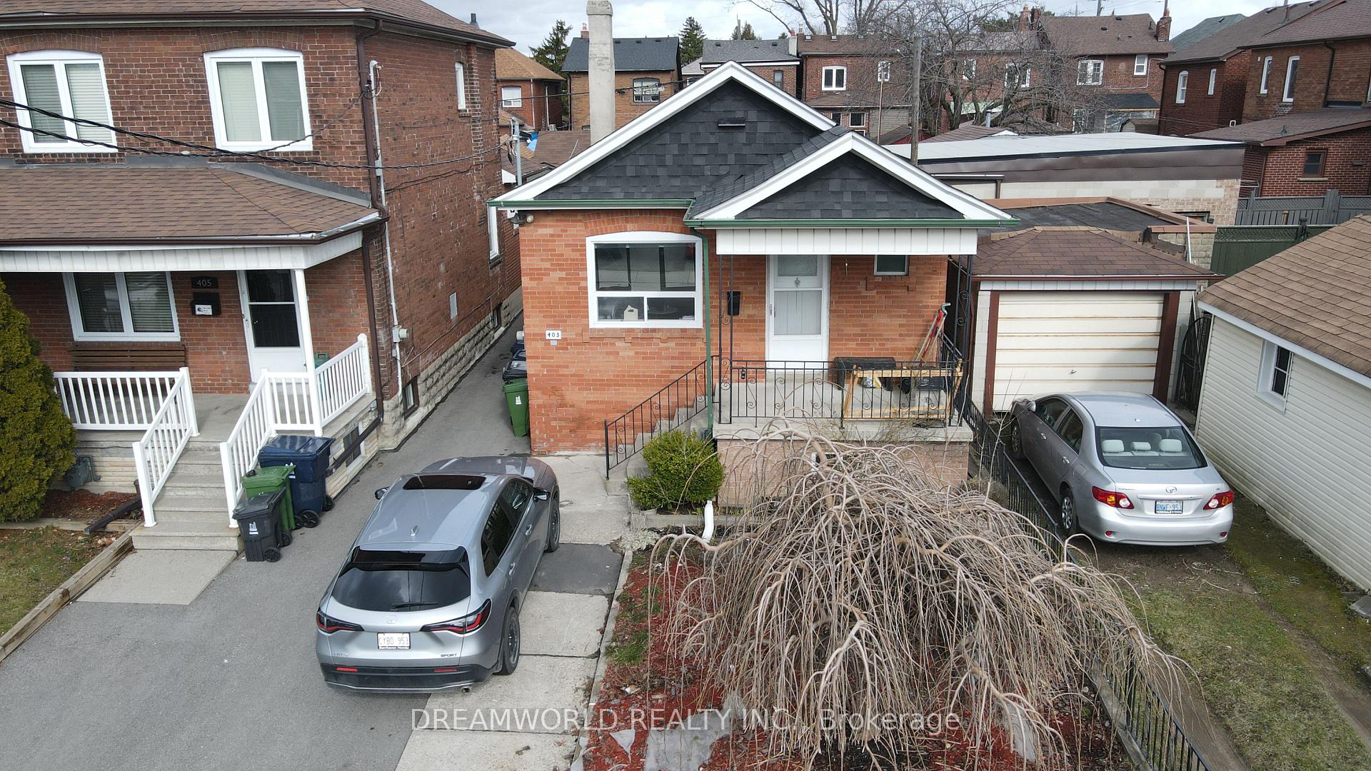 Photo 5 of 403 Northcliffe Boulevard, Toronto, Oakwood Village — HOMEH