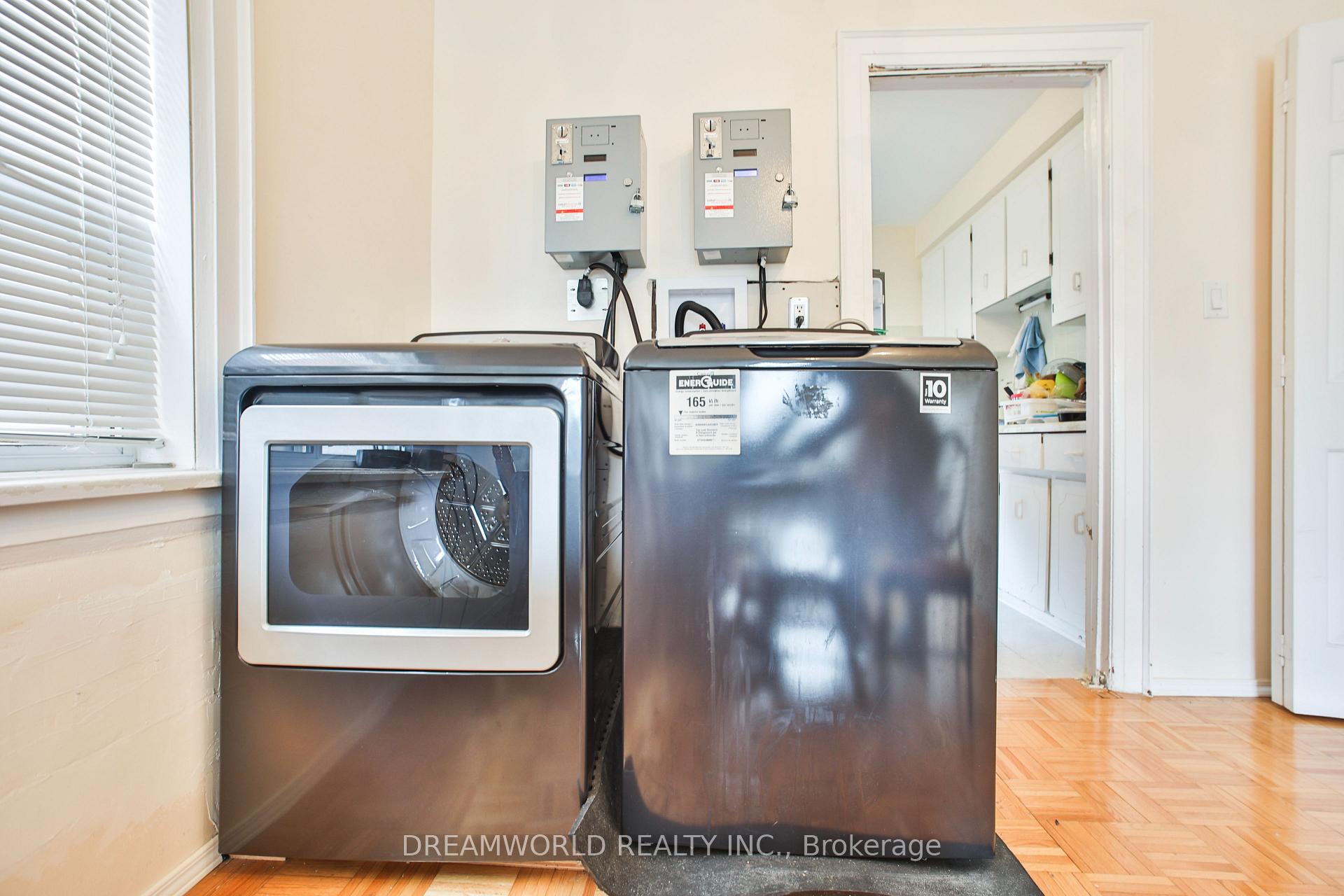 Photo 24 of 403 Northcliffe Boulevard, Toronto, Oakwood Village — HOMEH