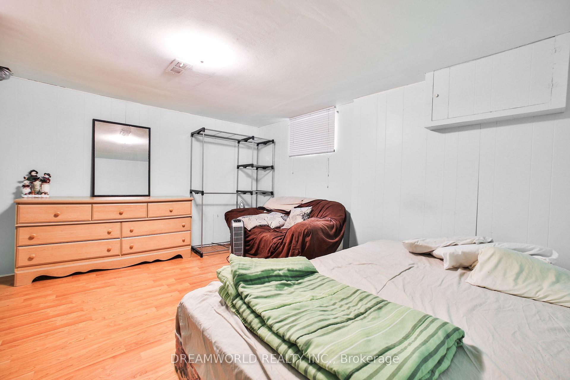 Photo 36 of 403 Northcliffe Boulevard, Toronto, Oakwood Village — HOMEH
