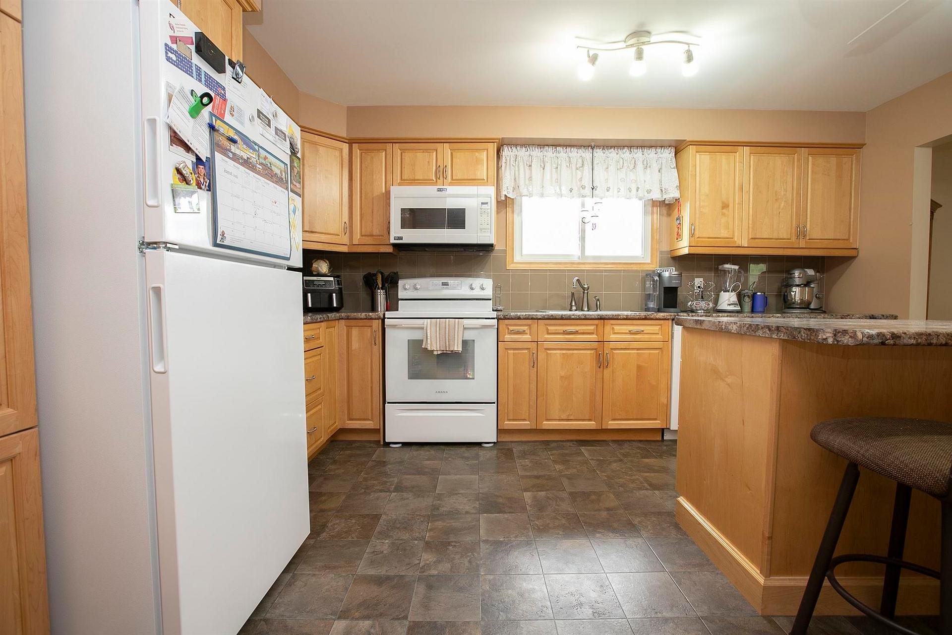 Photo 15 of 52 Danby Road, Sault Ste Marie, Ward 2 — HOMEH