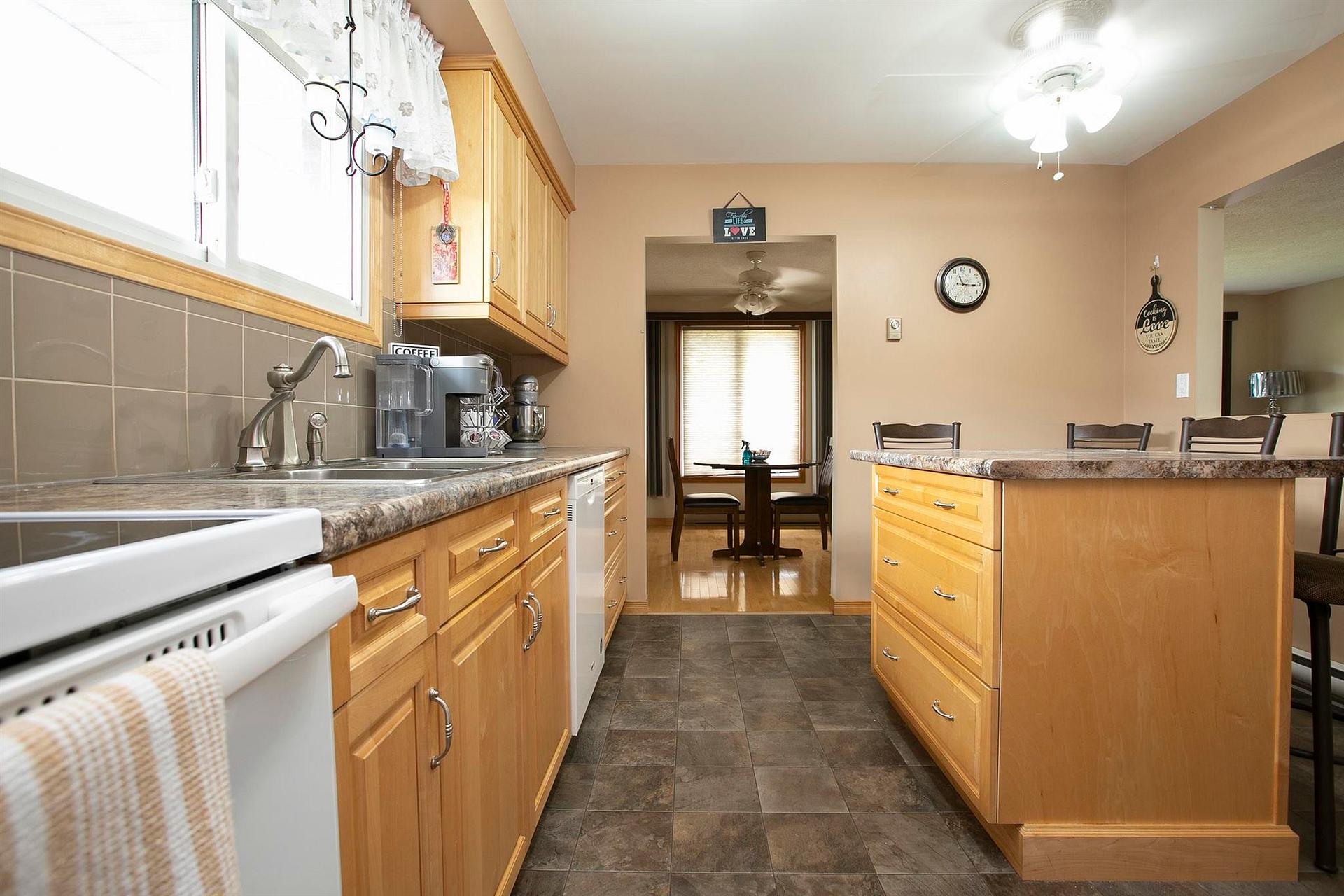 Photo 18 of 52 Danby Road, Sault Ste Marie, Ward 2 — HOMEH