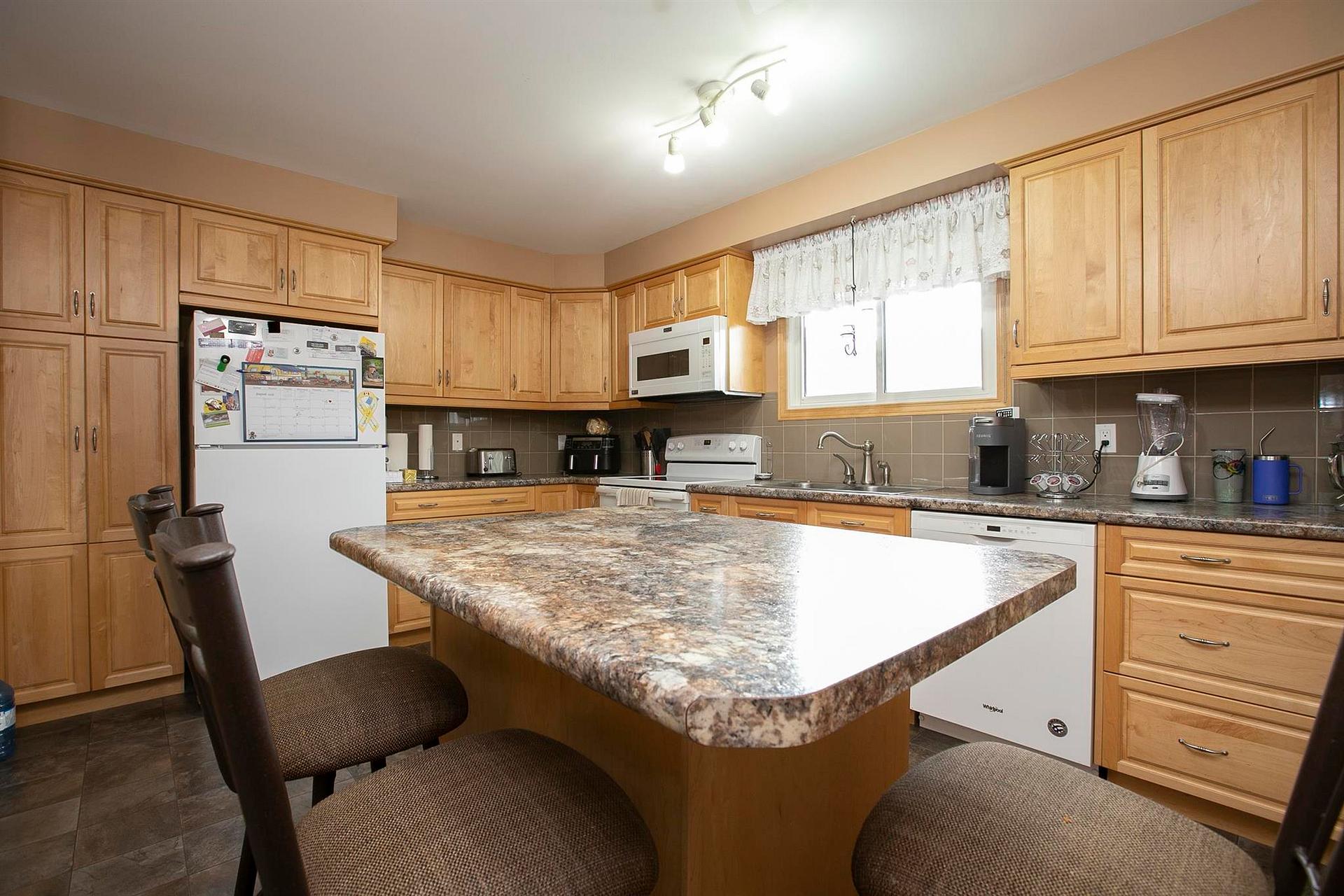 Photo 20 of 52 Danby Road, Sault Ste Marie, Ward 2 — HOMEH