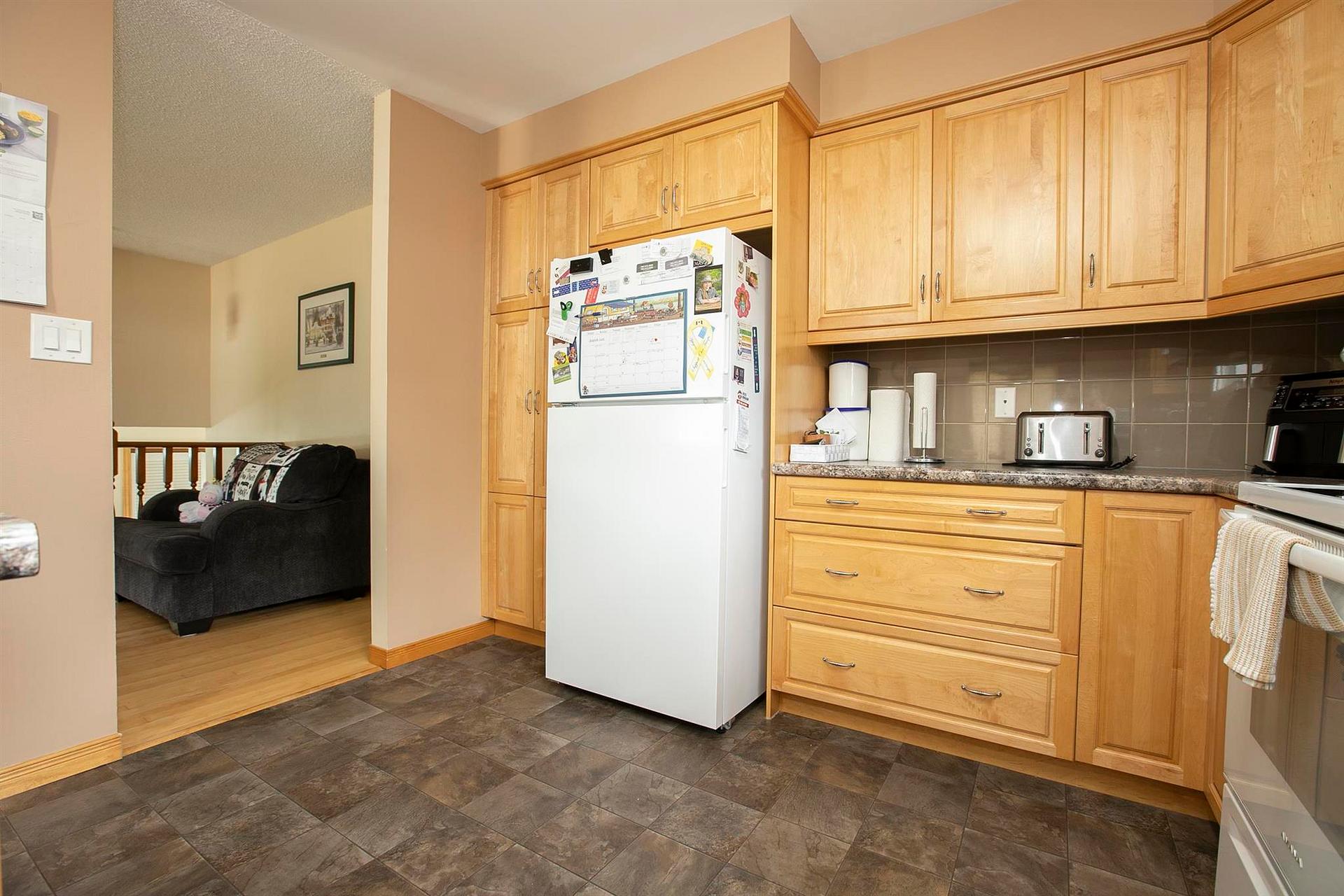 Photo 21 of 52 Danby Road, Sault Ste Marie, Ward 2 — HOMEH