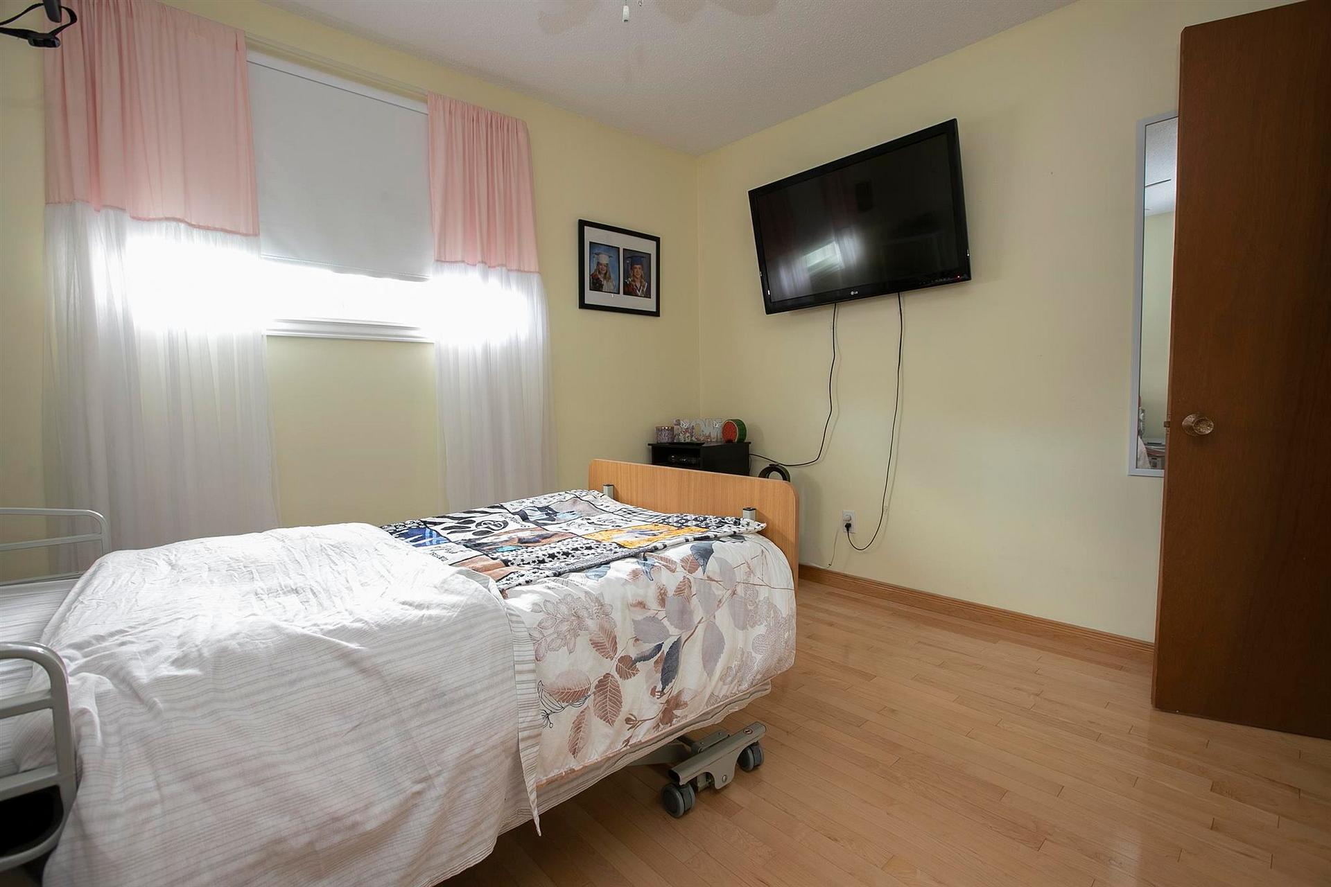 Photo 37 of 52 Danby Road, Sault Ste Marie, Ward 2 — HOMEH