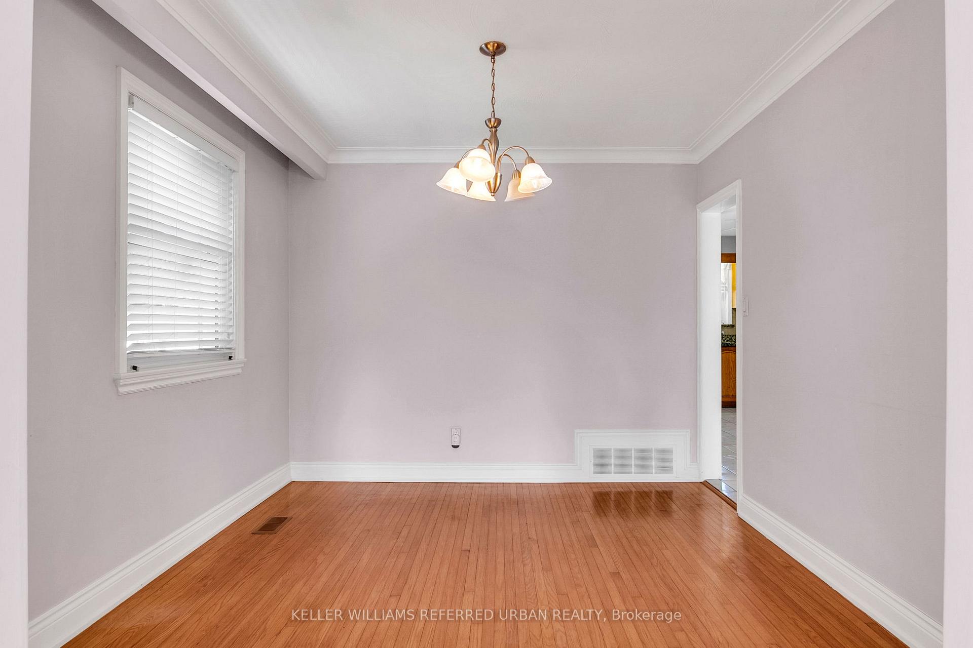 Photo 11 of 663 Brock Avenue, Toronto, Dovercourt-Wallace Emerson-Junction — HOMEH