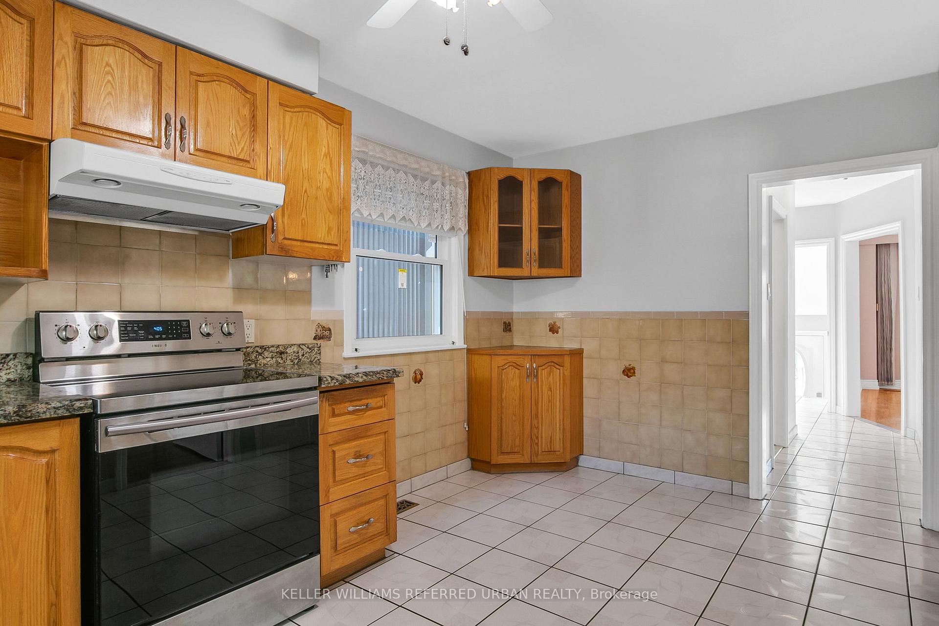 Photo 16 of 663 Brock Avenue, Toronto, Dovercourt-Wallace Emerson-Junction — HOMEH