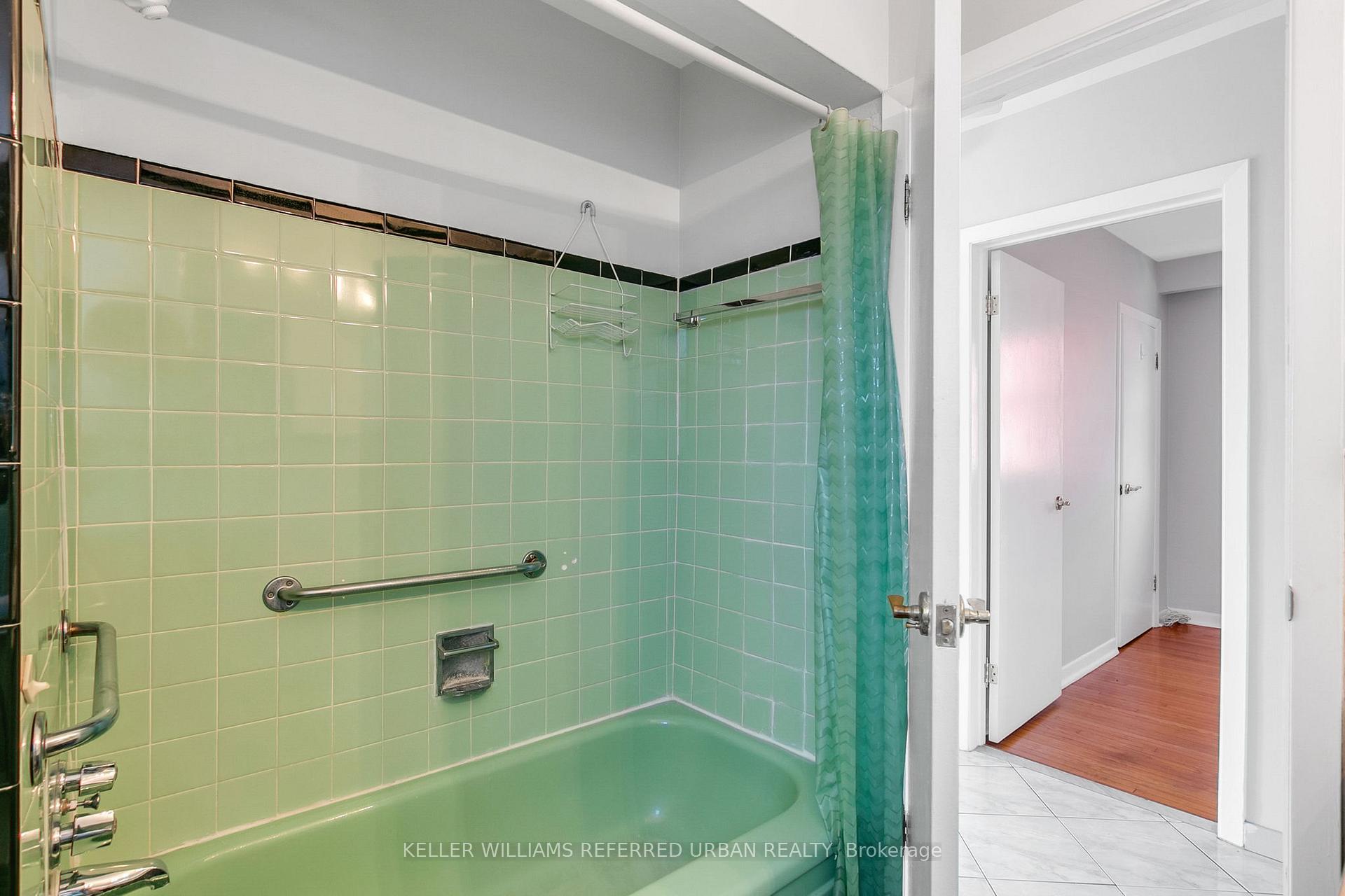 Photo 33 of 663 Brock Avenue, Toronto, Dovercourt-Wallace Emerson-Junction — HOMEH