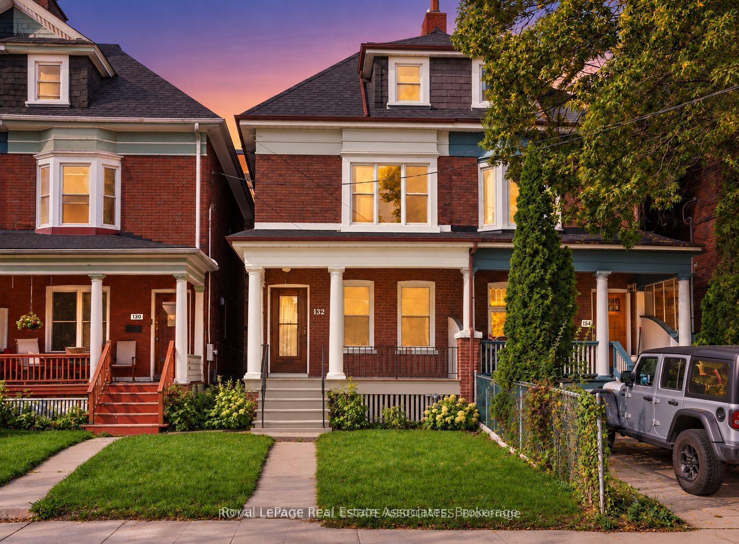 Photo 2 of 132 Close Avenue, Toronto, South Parkdale — HOMEH