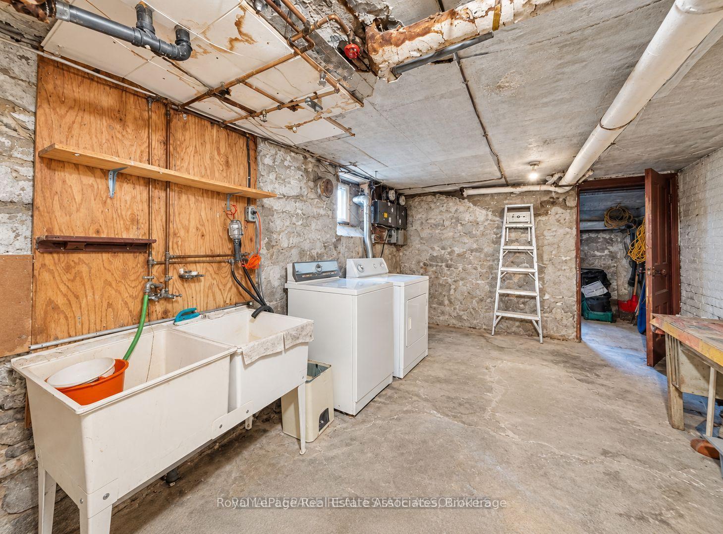 Photo 27 of 132 Close Avenue, Toronto, South Parkdale — HOMEH