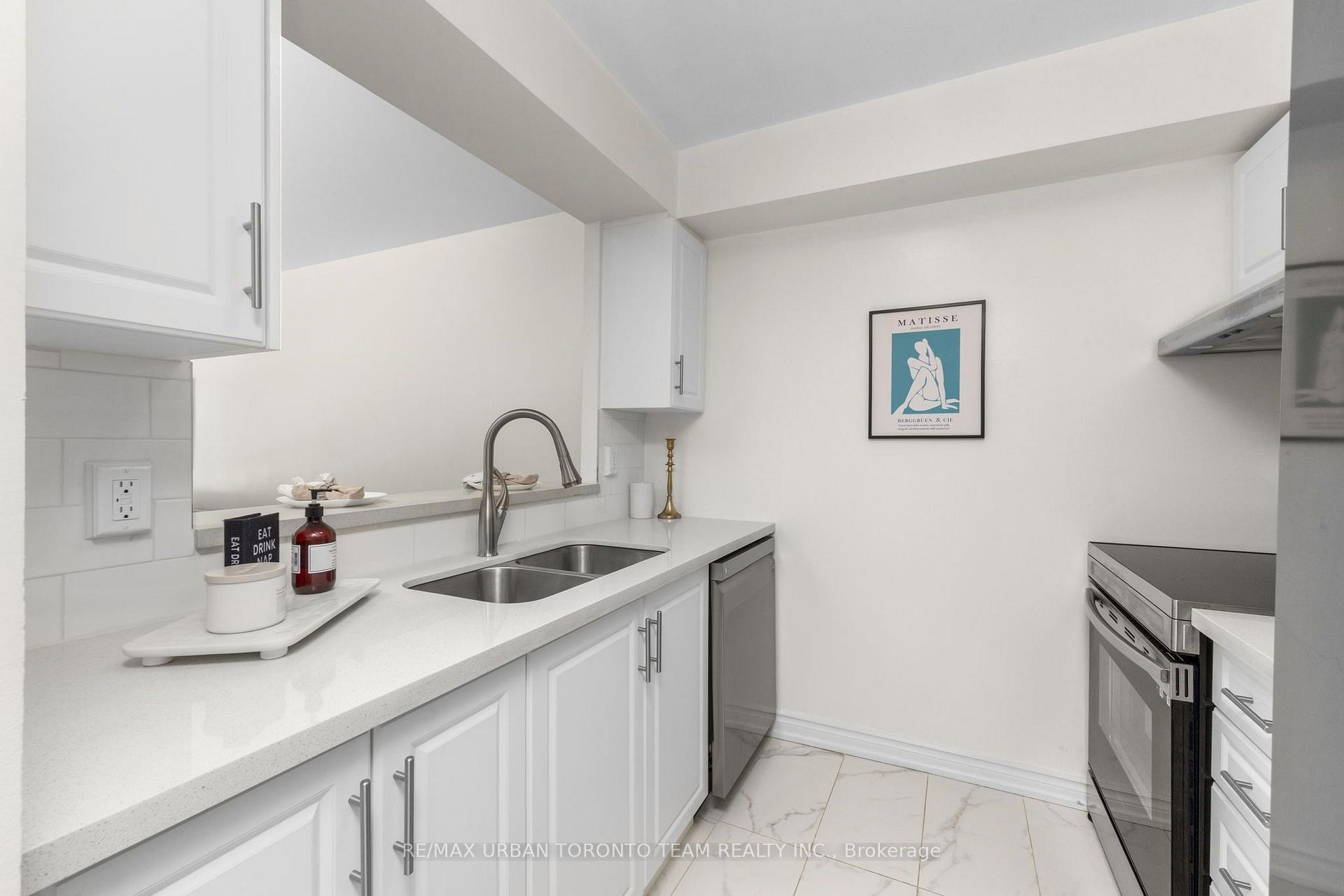 Photo 10 of Unit 005, 1 Hickory Tree Road, North York, Weston — HOMEH