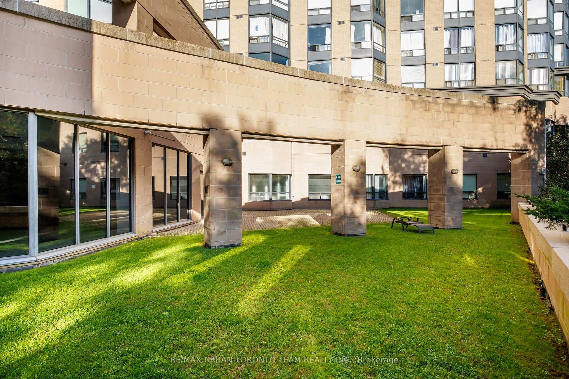 Photo 28 of Unit 005, 1 Hickory Tree Road, North York, Weston — HOMEH