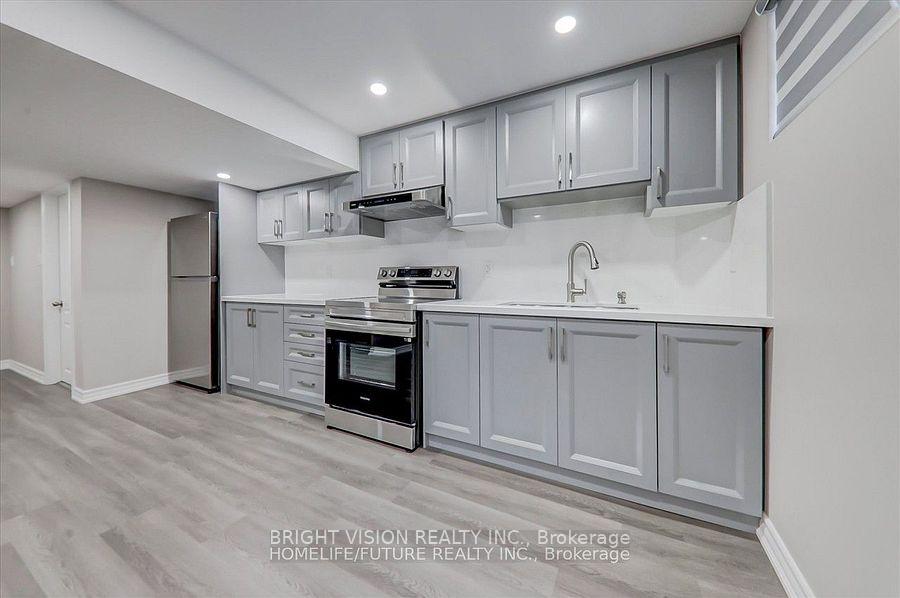 Photo 7 of Unit Basement, 2 Browley Drive, Brampton, Fletcher's Meadow — HOMEH