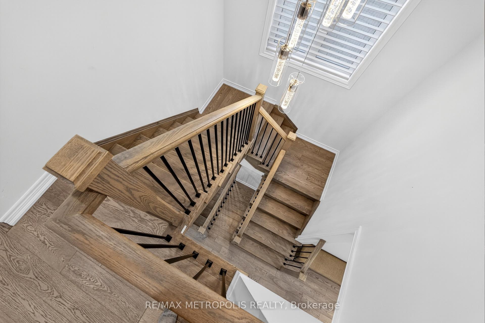 Photo 21 of 127 Mcphail - Main & 2nd Avenue, Clarington, Bowmanville — HOMEH