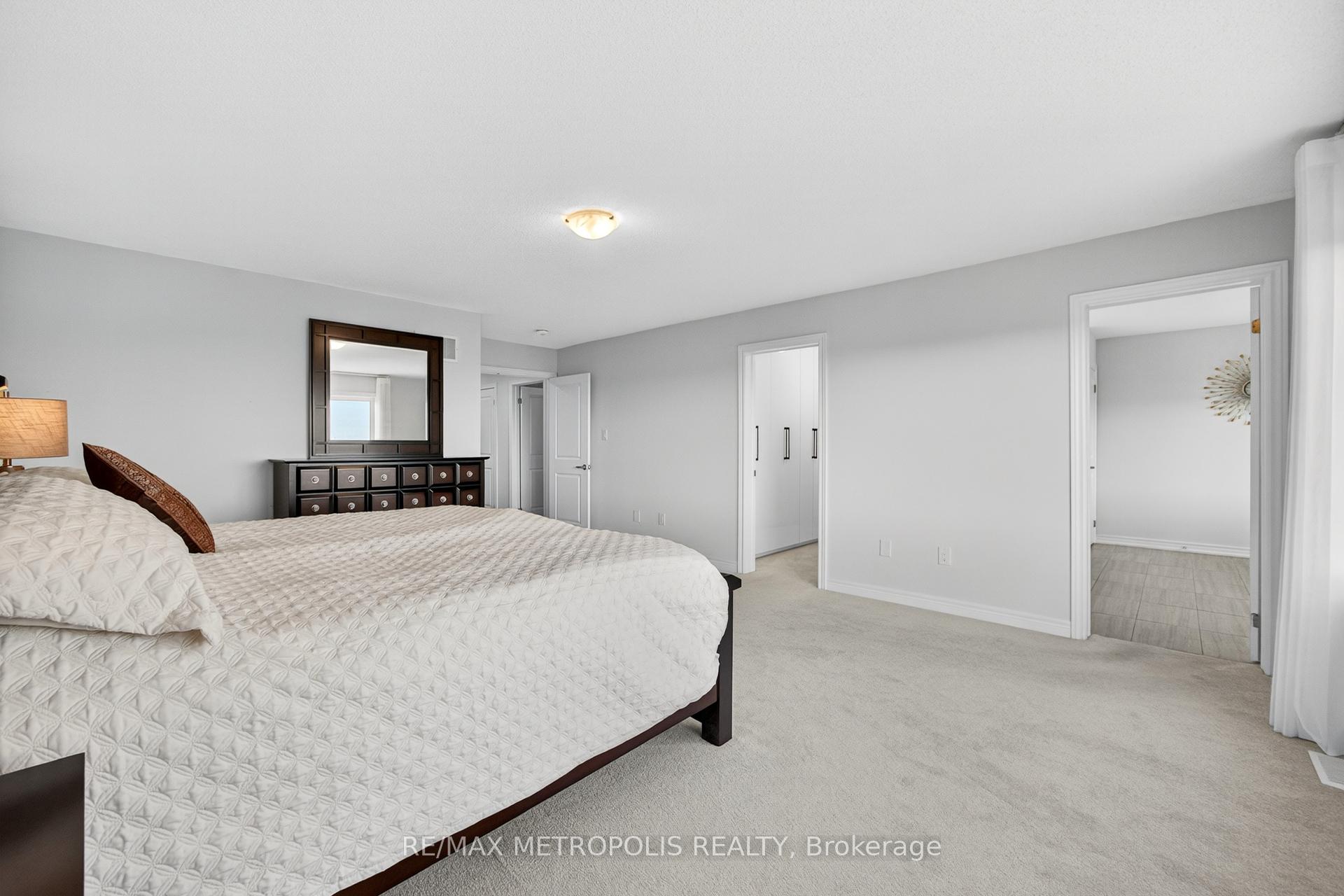 Photo 24 of 127 Mcphail - Main & 2nd Avenue, Clarington, Bowmanville — HOMEH