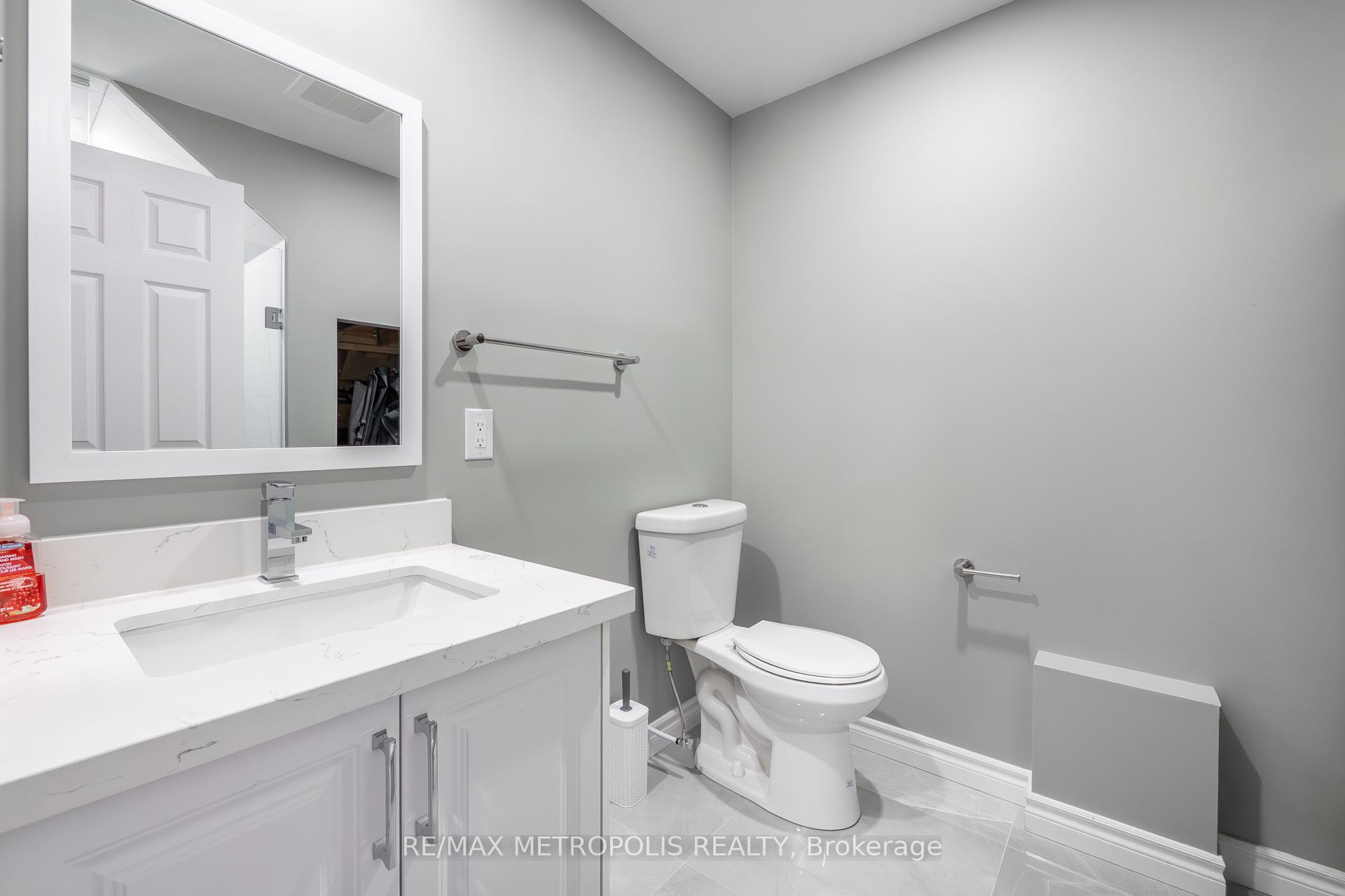Photo 40 of 127 Mcphail - Main & 2nd Avenue, Clarington, Bowmanville — HOMEH