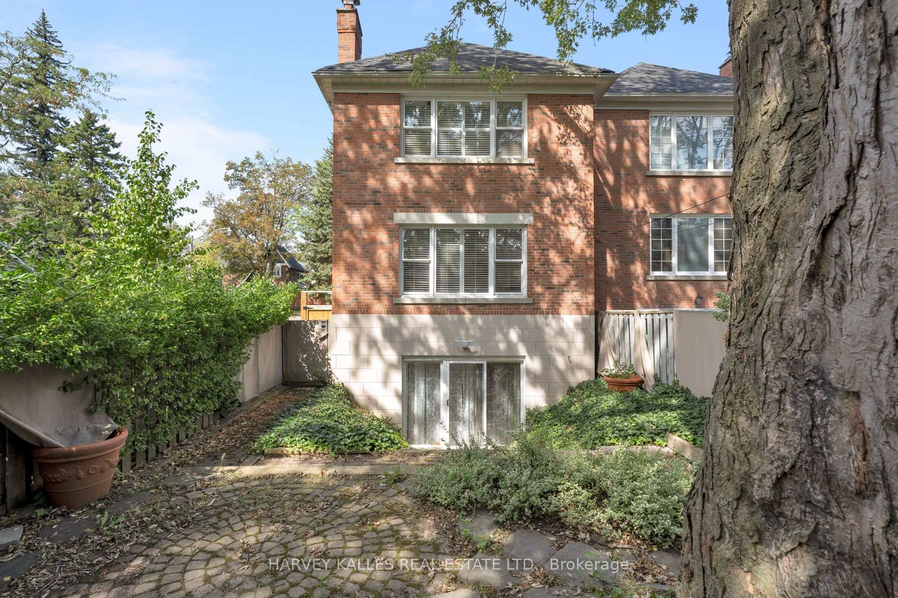 Photo 18 of 131 Rosewell Avenue, Toronto, Lawrence Park South — HOMEH