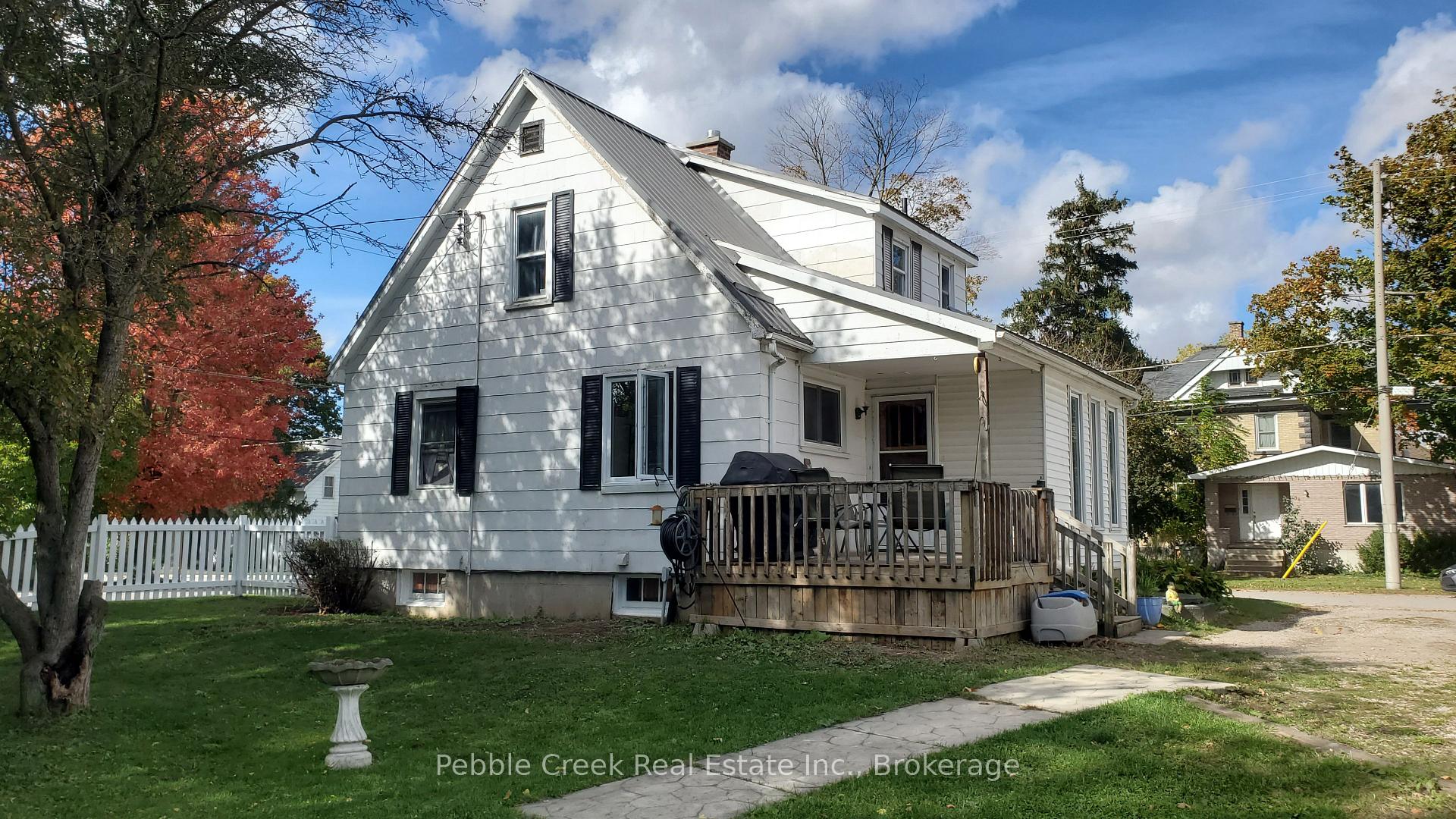 Photo 5 of 71 Nelson Street, Bluewater, Hensall — HOMEH