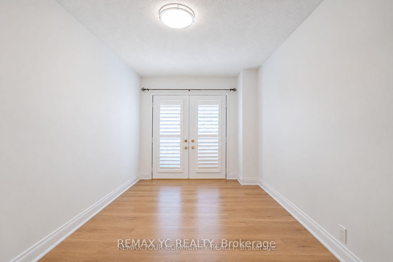 Photo 7 of Unit R1, 140 Laramie Crescent, Vaughan, Patterson — HOMEH