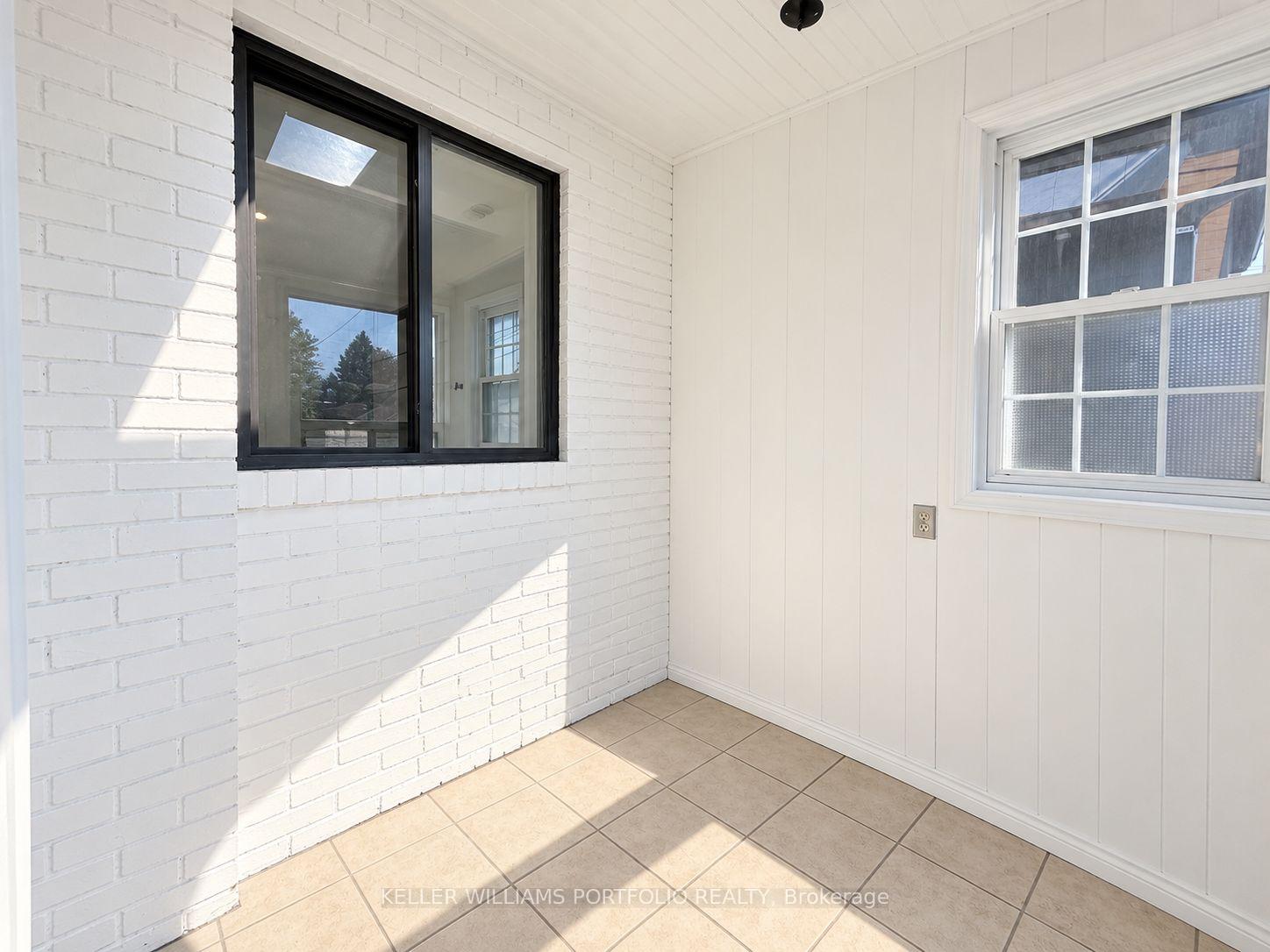 Photo 14 of Unit Main Fl, 184 Franklin Avenue, Toronto, Dovercourt-Wallace Emerson-Junction — HOMEH