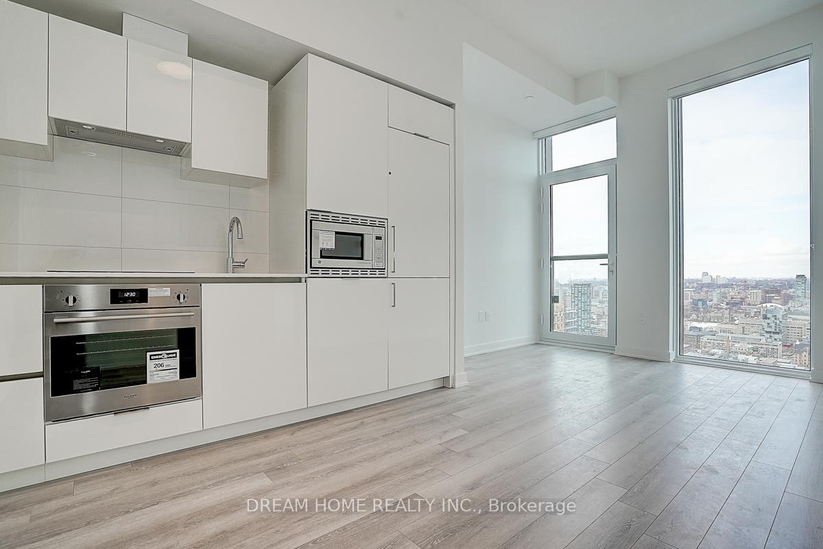 Photo of Unit 3901, 238 Simcoe Street