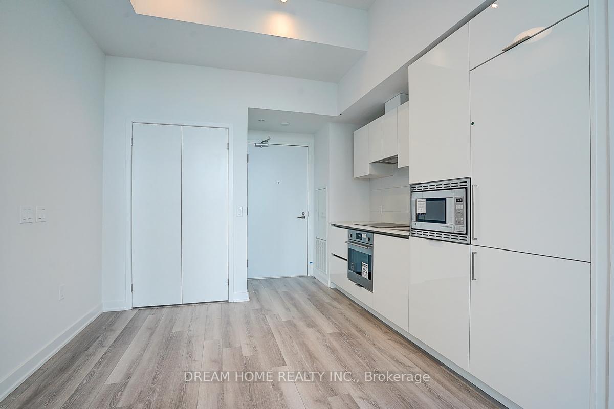 Photo 7 of Unit 3901, 238 Simcoe Street, Toronto, Kensington-Chinatown — HOMEH