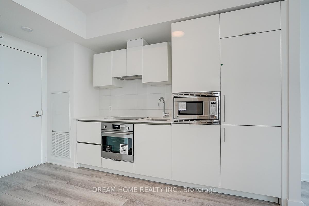 Photo 10 of Unit 3901, 238 Simcoe Street, Toronto, Kensington-Chinatown — HOMEH
