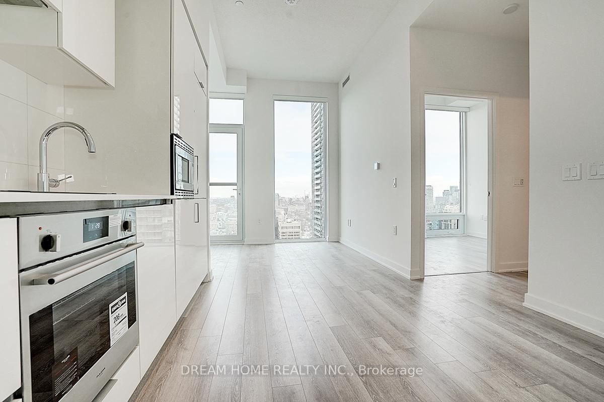 Photo 14 of Unit 3901, 238 Simcoe Street, Toronto, Kensington-Chinatown — HOMEH