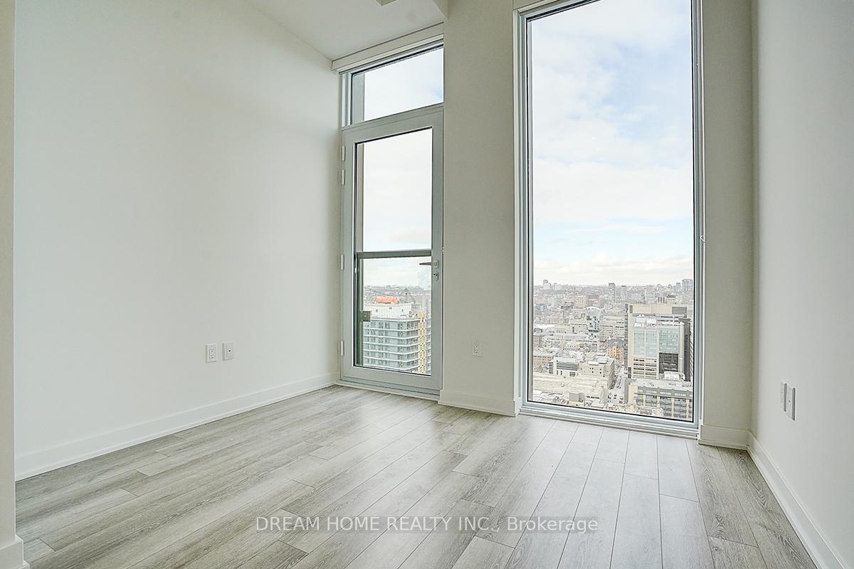 Photo 19 of Unit 3901, 238 Simcoe Street, Toronto, Kensington-Chinatown — HOMEH