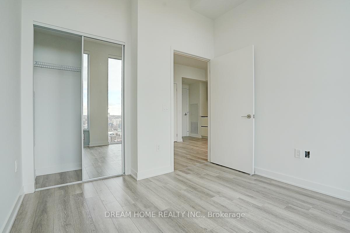 Photo 25 of Unit 3901, 238 Simcoe Street, Toronto, Kensington-Chinatown — HOMEH
