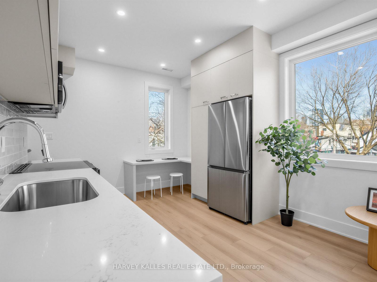 Photo 13 of Unit 1a, 45 Bellevue Avenue, Toronto, Kensington-Chinatown — HOMEH