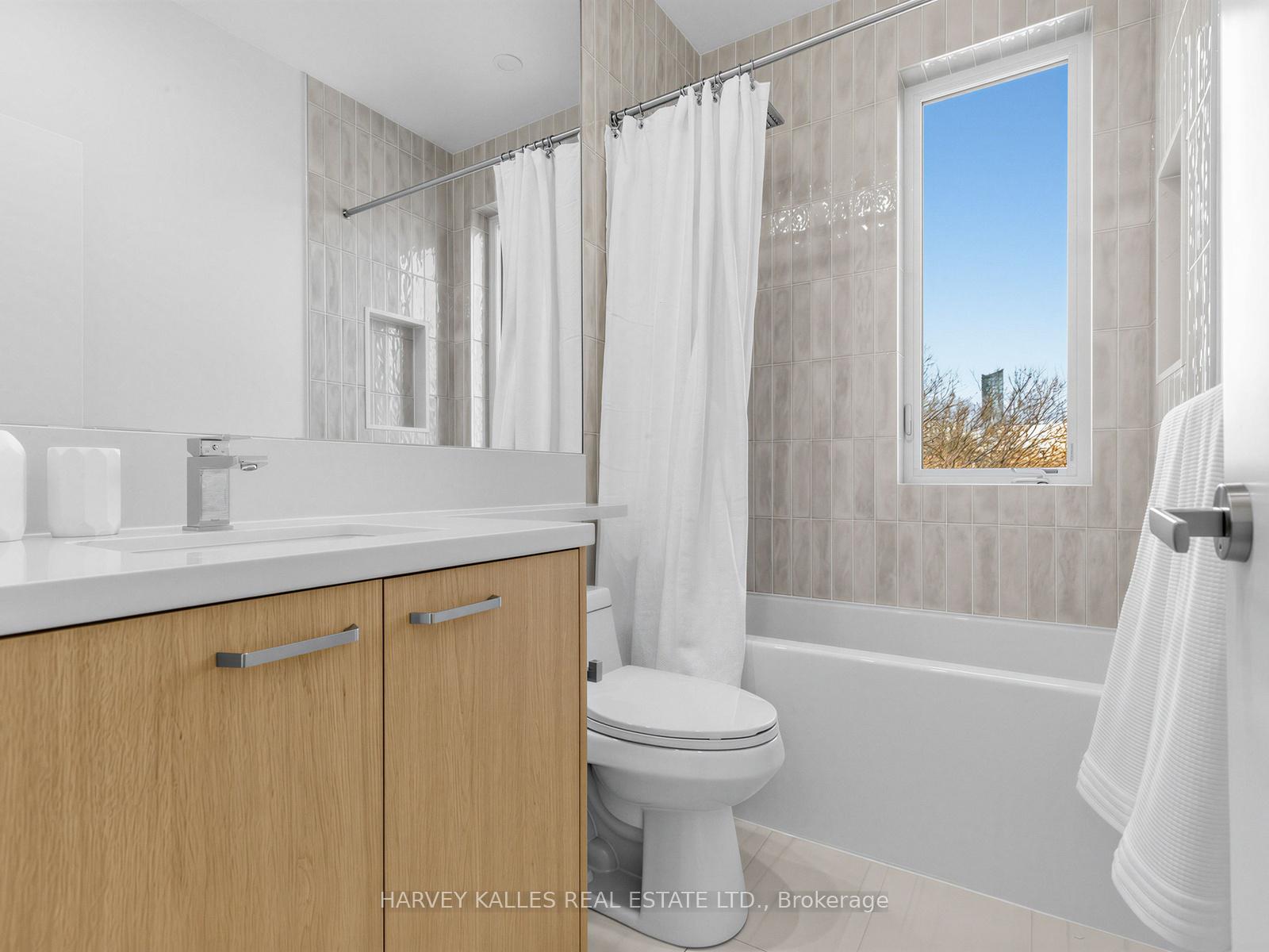 Photo 21 of Unit 1a, 45 Bellevue Avenue, Toronto, Kensington-Chinatown — HOMEH